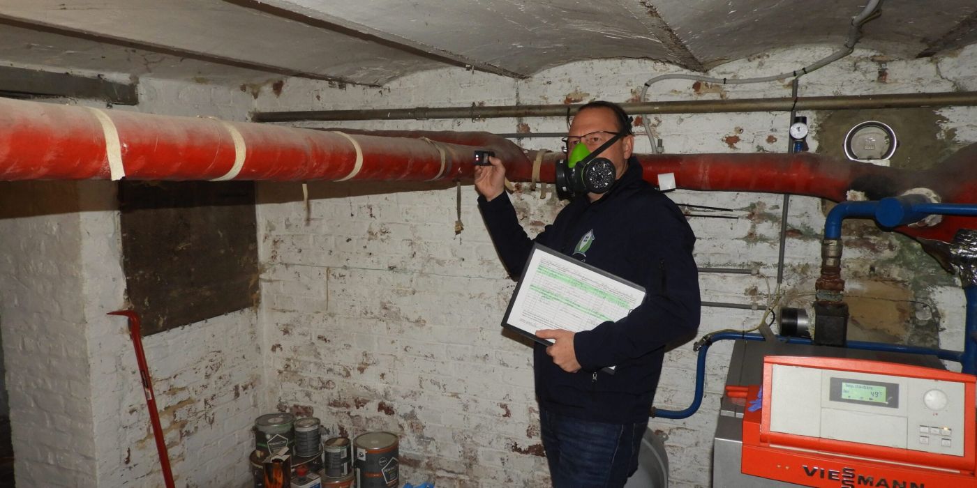 Prélèvement d'échantillons d'amiante